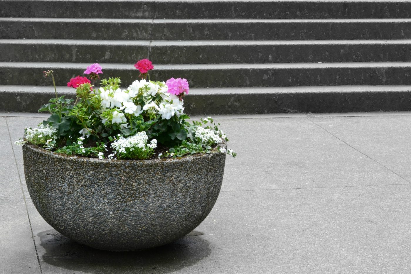 Exterior planter
